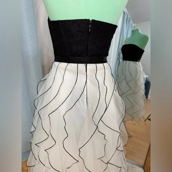 BCBG cocktail Elegant Black and White Strapless Dress - Picture 6 of 8